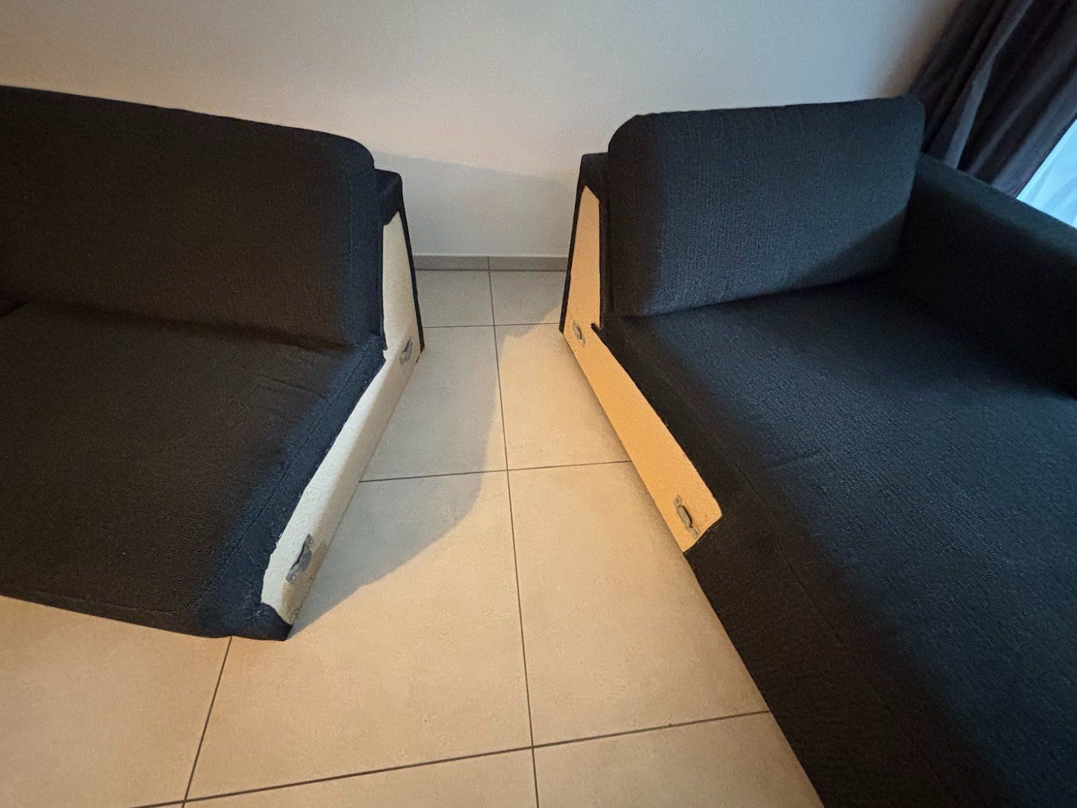 Divani: Schwedisches Sofa (kein IKEA), Schwarz-Graphit – Usato da Chur venduto da meteor26 6
