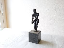 Petite statuette ancienne 