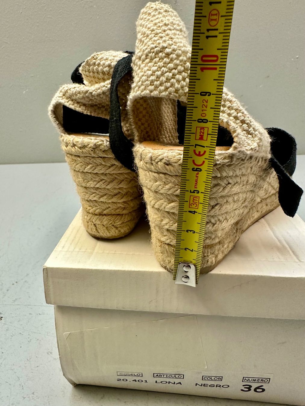 Navyboot Damenschuhe: DAMENSCHUHE #47 “NAVYBOOT” – Gebraucht aus Zürich von NIKI777 7