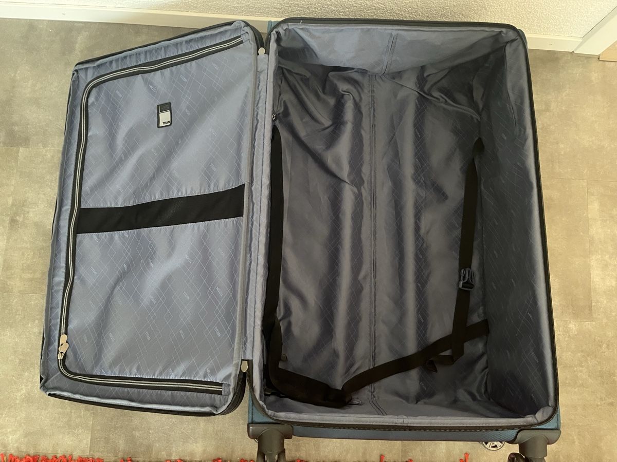 Valigie: Rollkoffer Titan grün / gross 71 x 46 x 26 – Usato da Dörflingen venduto da Benz63 7