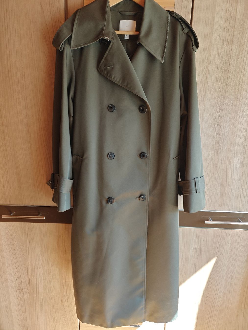 H&M Mäntel: Trenchcoat, Grösse L, Olive – Neu (gemäss Beschreibung) aus Wädenswil von alex-maxima