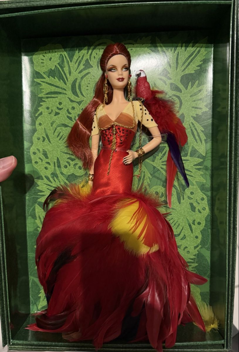 Bambole: The Scarlet Macaw Barbie – Nuovo e nell'imballaggio originale da Bürglen TG venduto da SonneMondSterne99 6