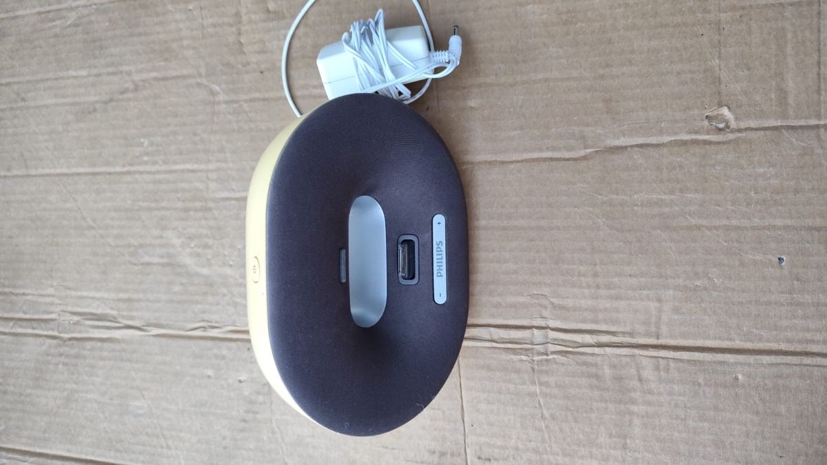 Docking station: Philips Lautsprecher/Dockingstation – Usato da Grenchen venduto da faz_qgf2