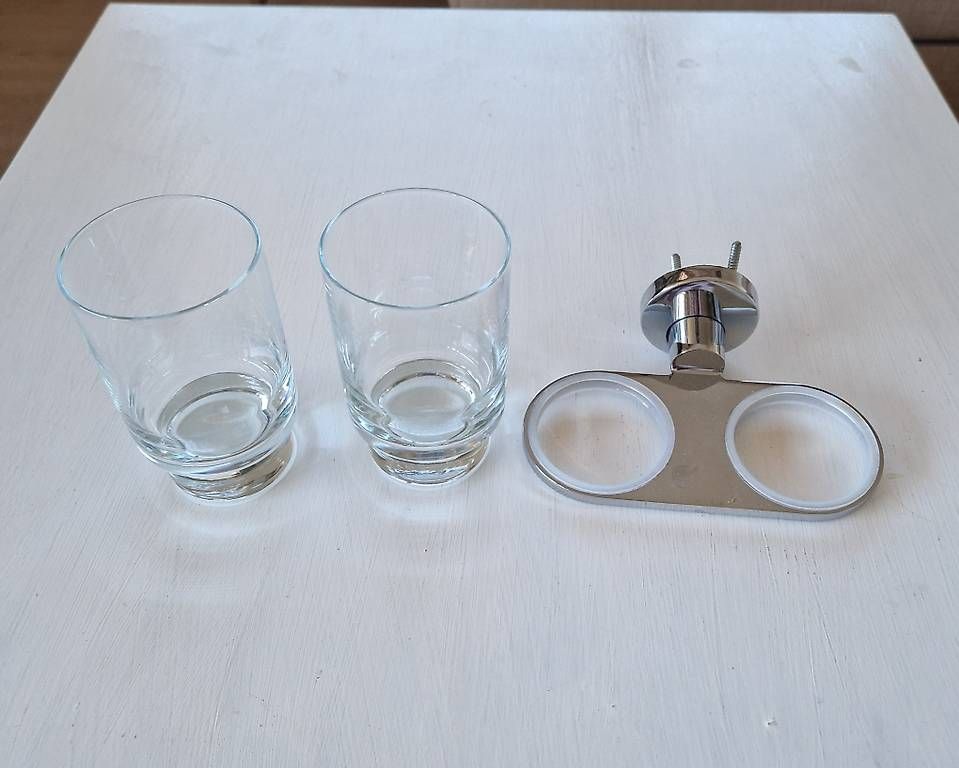 Bicchieri: Zahnglas, 2fach – Usato da Spiez venduto da sundras 1