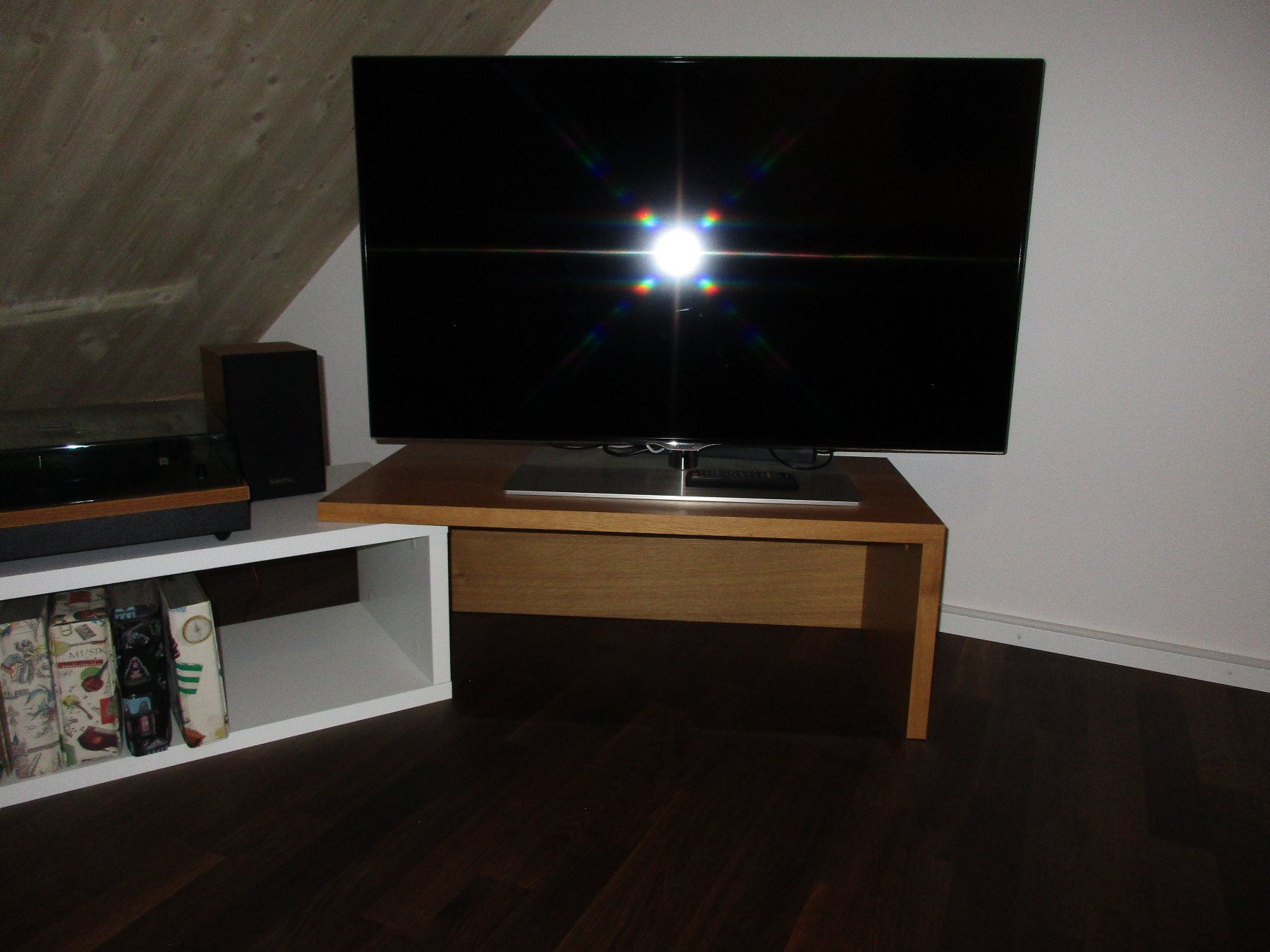 Samsung Televisori: Samsung TV mit TV-Möbel – Usato da Niederwil AG venduto da Cembalo 1
