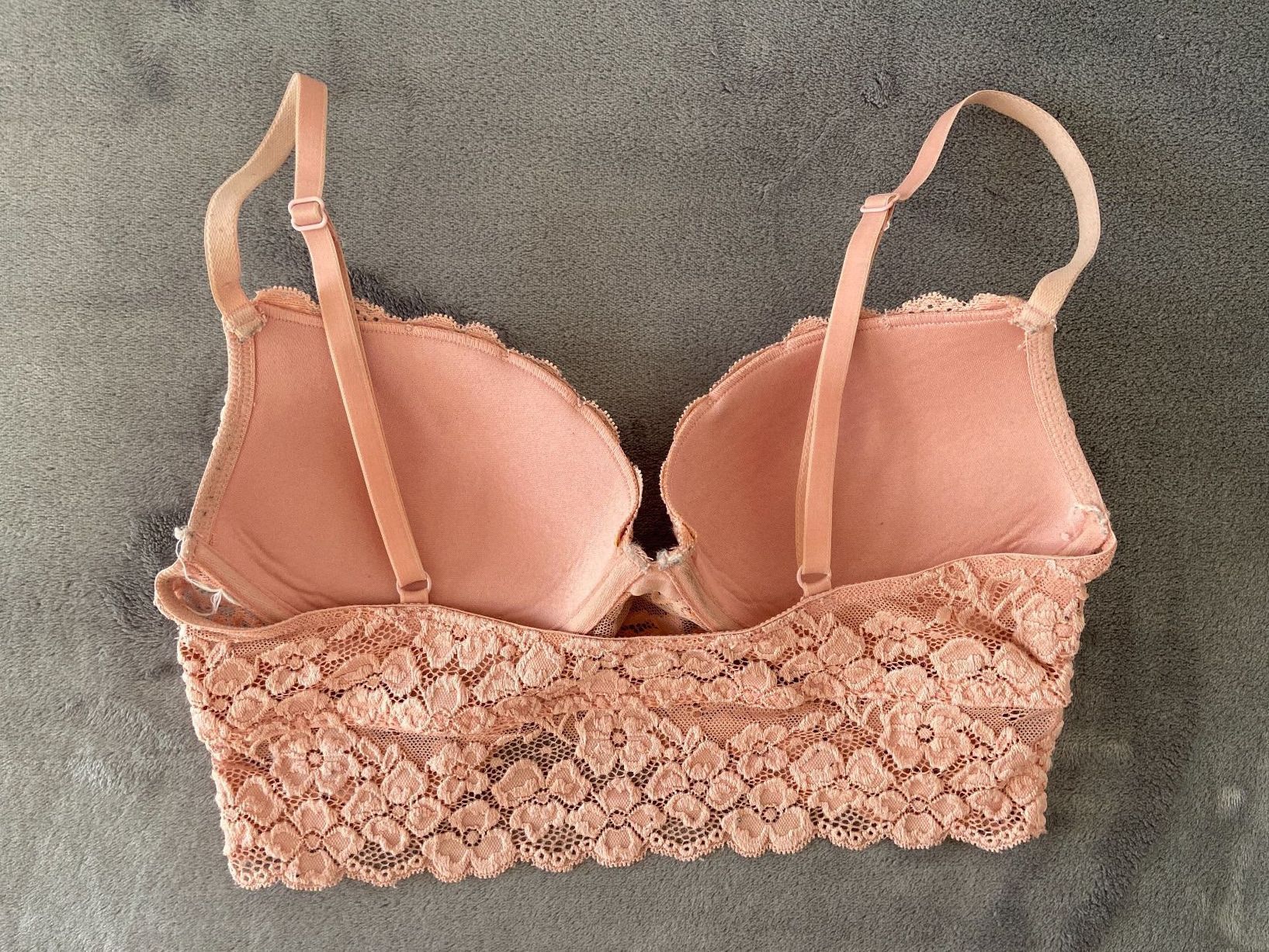 H&M Altra biancheria intima: BH von H&M aus Spitze, Gr. 75C – Usato da Zürich venduto da dedasiba 1