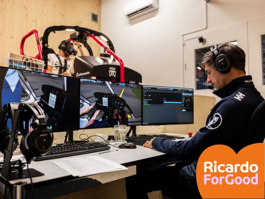 Buoni: Virtual-Reality-Helikoptersimulator – Nuovo e nell'imballaggio originale da Interlaken venduto da seeburg_interlaken