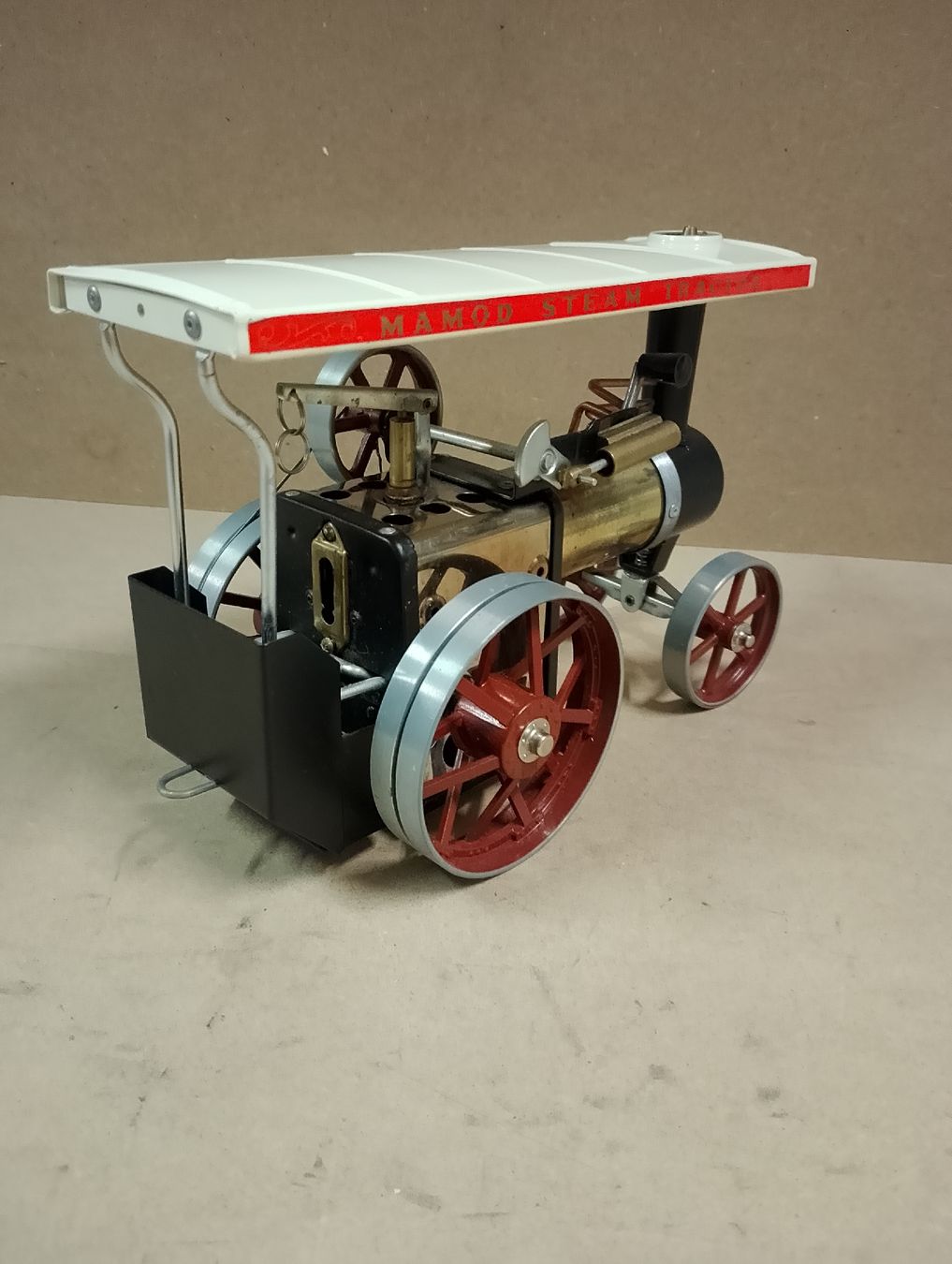Mamod Kit di modellismo & Modellini statici: Steam Tractor TE1A ? von Mamod – Usato da Safenwil venduto da dodgewc12 1