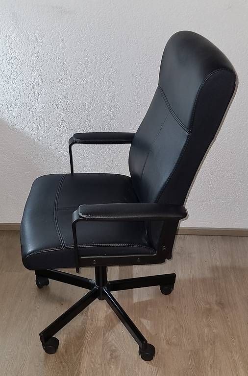 Stühle: Chaise de bureau – Gebraucht aus Valangin von Onzy 4