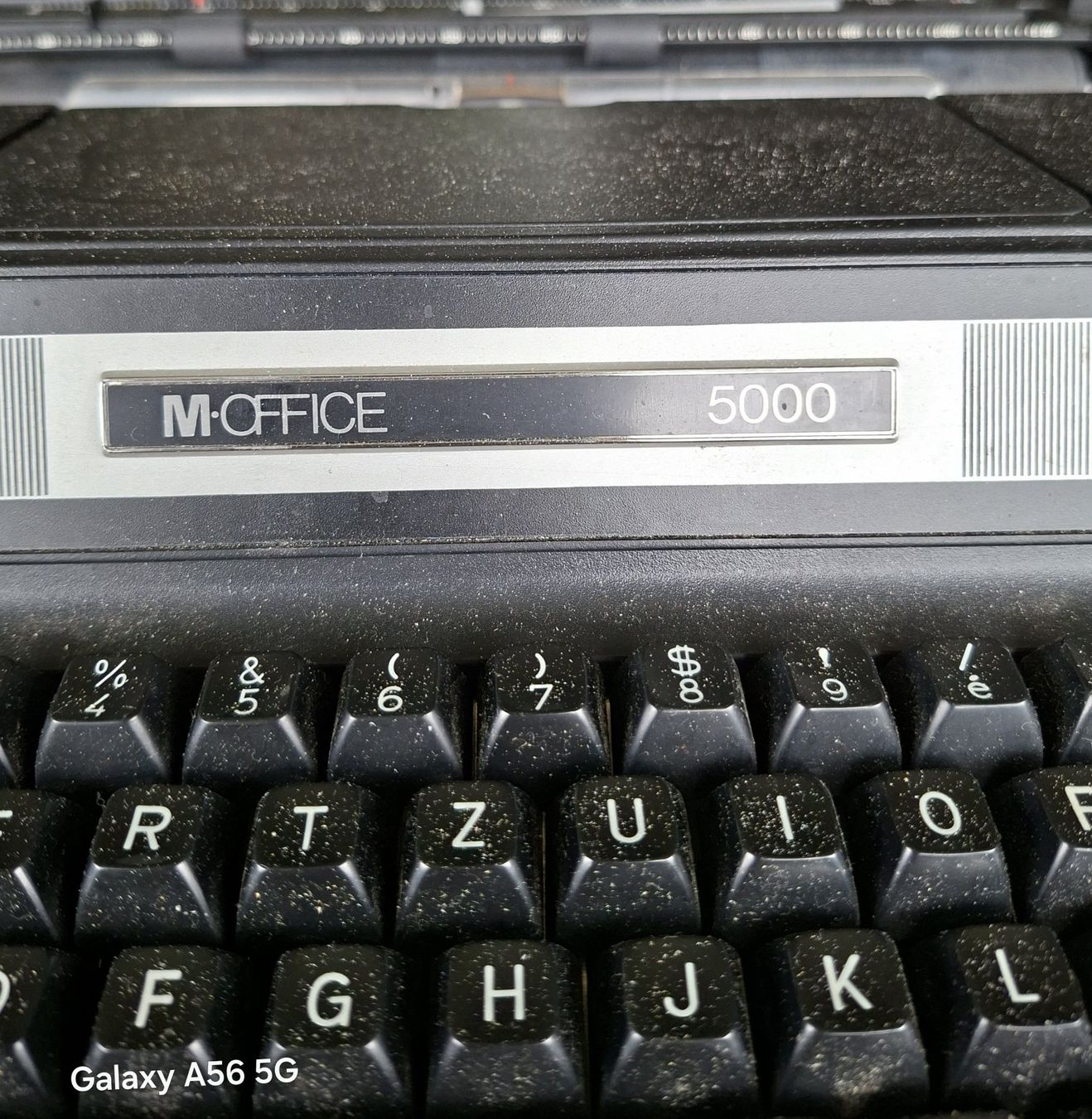 Brother Schreibmaschinen: M-Office 5000 Brother Schreibmaschine – Gebraucht aus Ziefen von MullerD 2