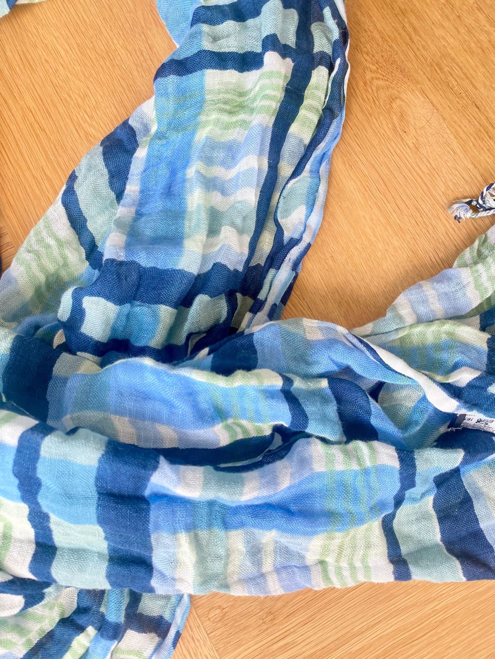 Sciarpe: Woolrich Schal – Usato da Zürich venduto da blancali 3