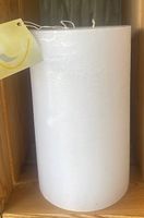 Stumpenkerze weiss gross zylindrisch neu mit Etikette