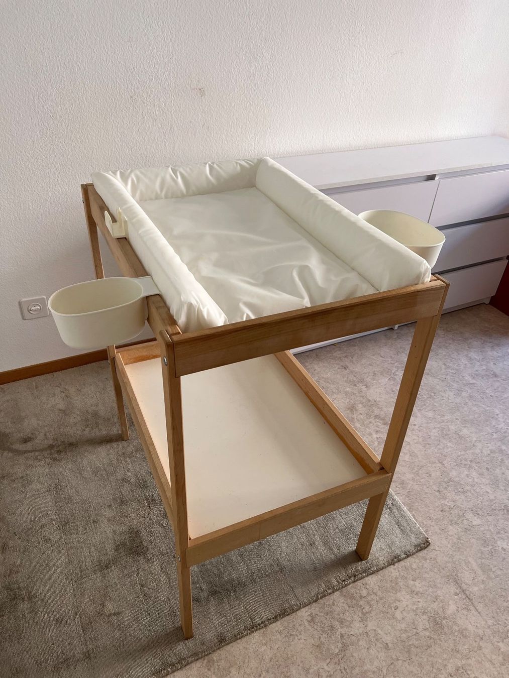 Ikea Wickeltisch & Zubehör: Wickeltisch – Gebraucht aus Bern von jbc1029384756