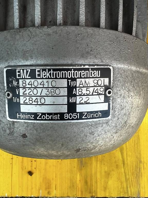 Toutes les machines: Motore elettrico trifase EMZ 2,2 kW – D'occasion à Giubiasco par iul_sg8s 1