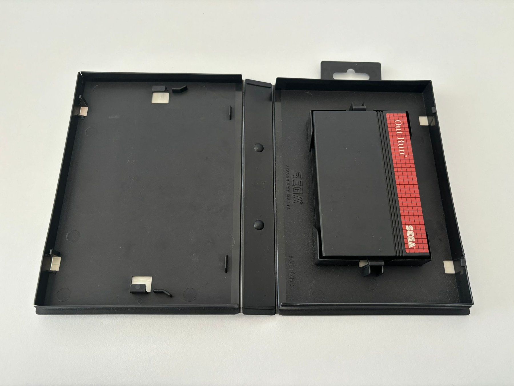 Sega Spiele: Out Run - The Two-Mega Cartridge (SEGA Master System) – Gebraucht aus Herisau von Seyashop1 1