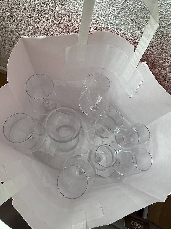 Bicchieri: Weingläser Champagnergläser und weindekanter – Usato da Zuchwil venduto da Sevval.D