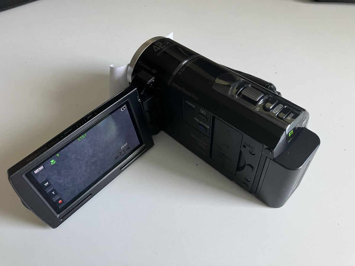 Sony Videocamere: Digitale Videokamera  – Usato da Entlebuch venduto da wisel007 1