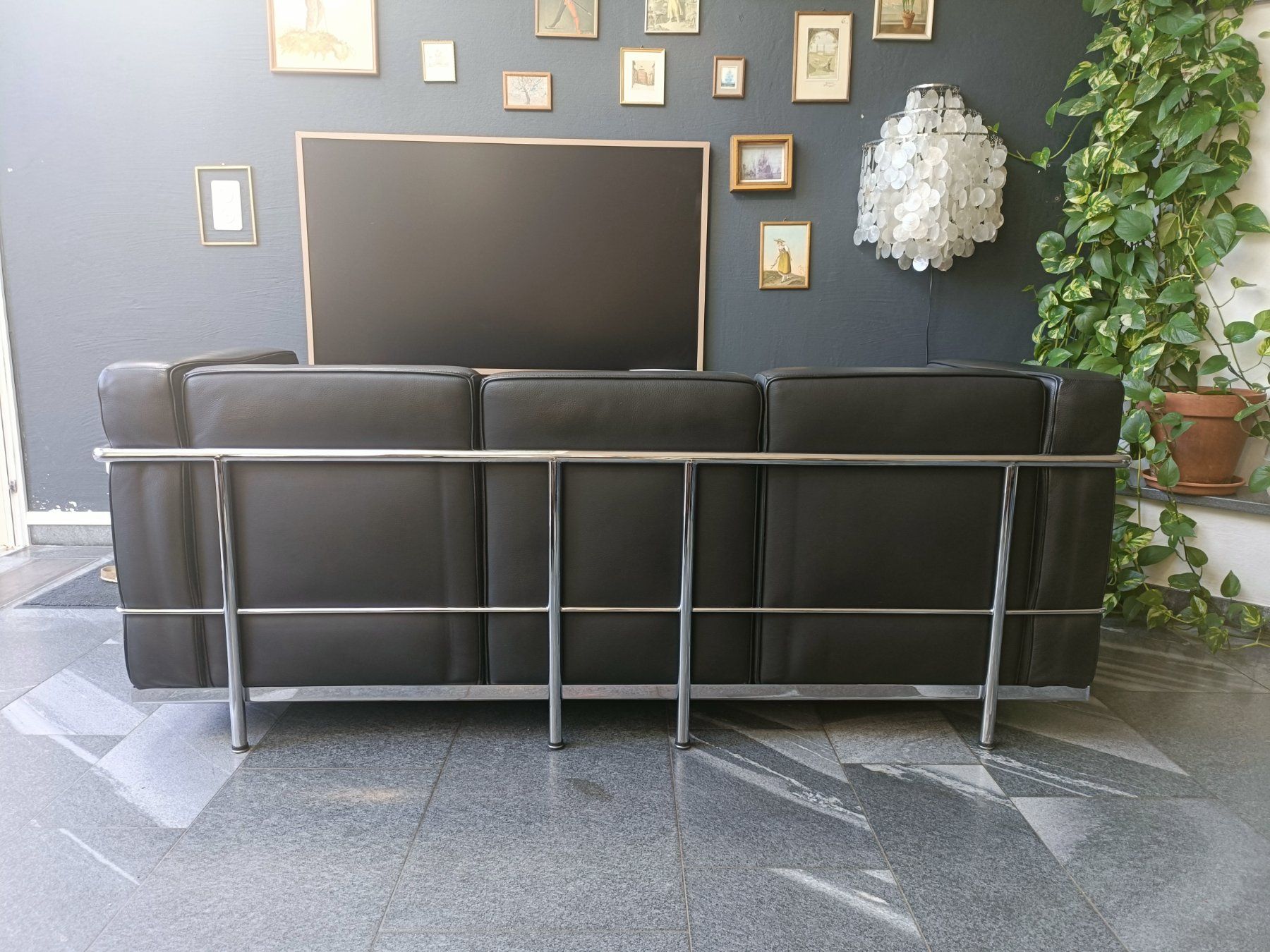 Le Corbusier Divani: Le Corbusier LC2 Sofa Replica – Usato da Schmitten FR venduto da oldtimer82 4