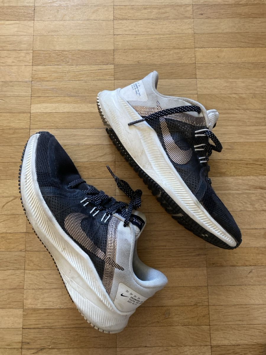 Nike Scarpe da uomo: Nike Quest Gr. 36 - Sportschuhe – Usato da Zürich venduto da sar_7s87 3