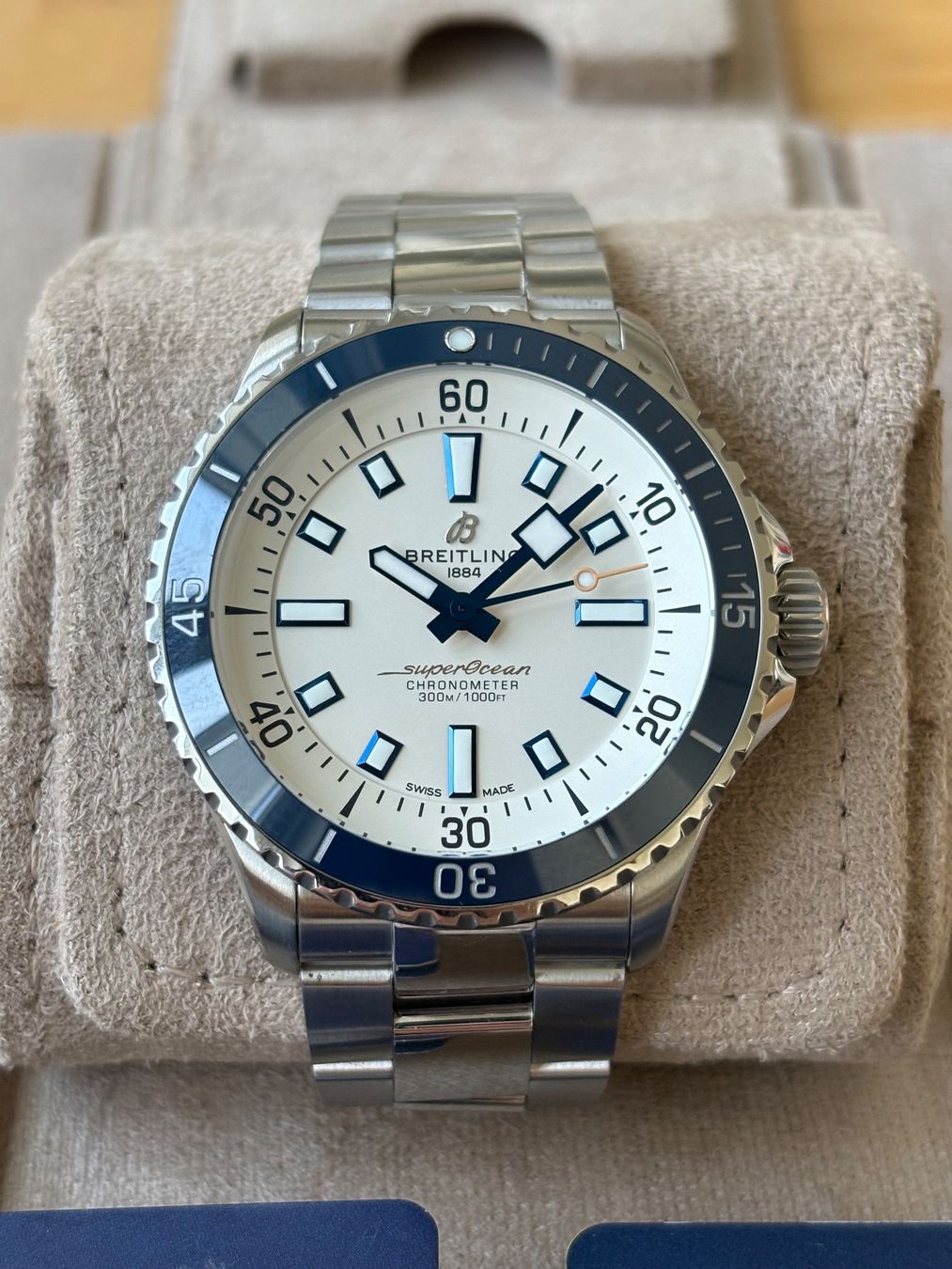 Breitling Uhren: Breitling Superocean Automatic 42 Fullset – Gebraucht aus Birsfelden von Mynos
