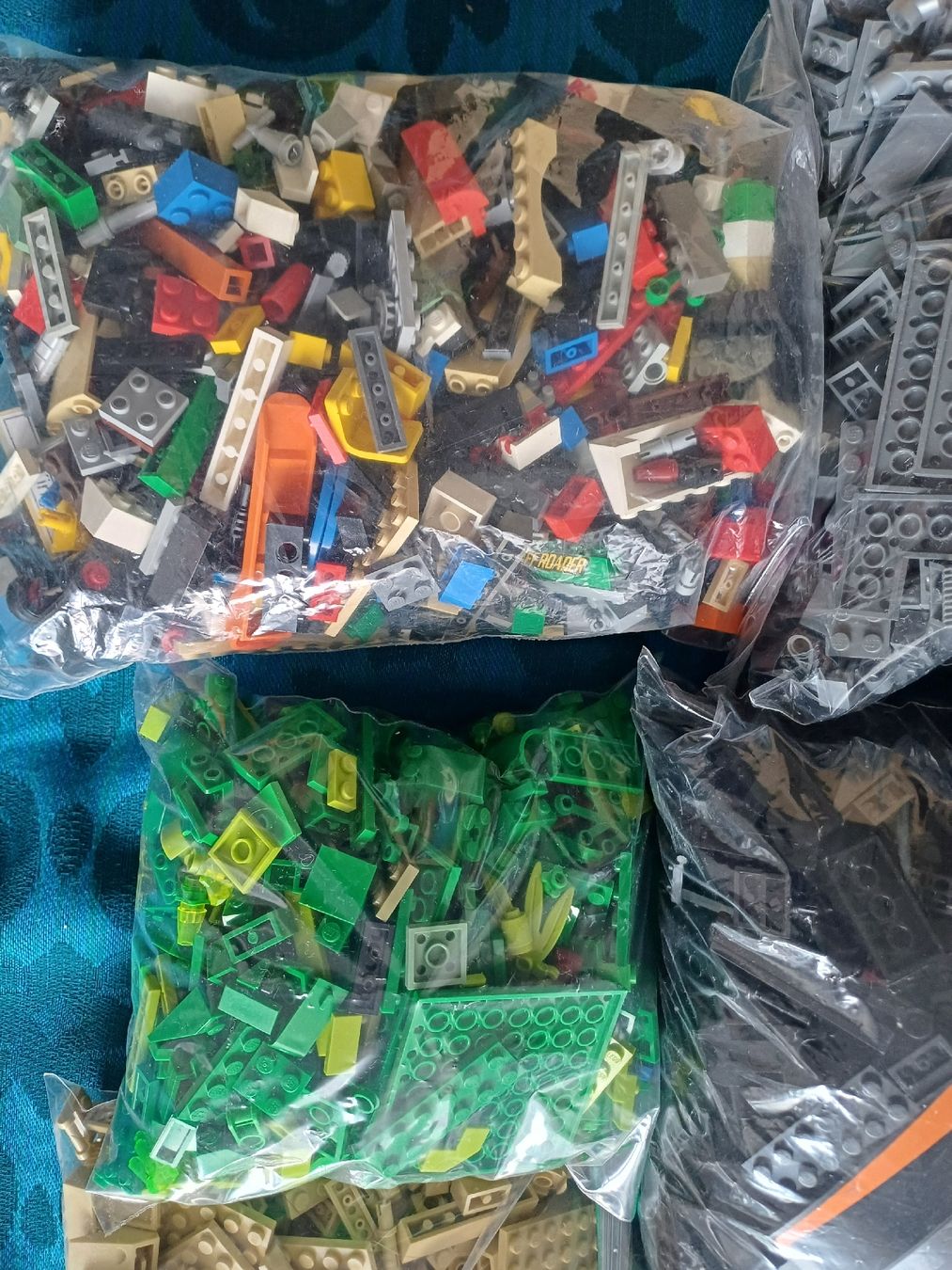 Lego Baukästen: 9.5 kg lego diviso per colori – Gebraucht aus Minusio von ele_gp89 1