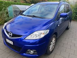Mazda 5 mit abnehmbarer Anhängerkupplung