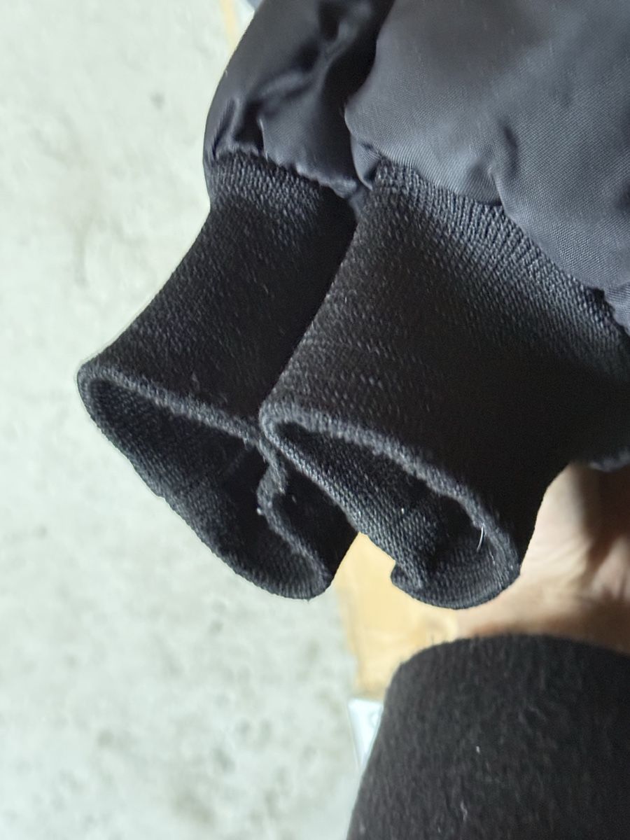 Levi's Jacken: Doudoune Levi's noire, taille M. – Gebraucht aus L'Orient von AntonioVAUD 4