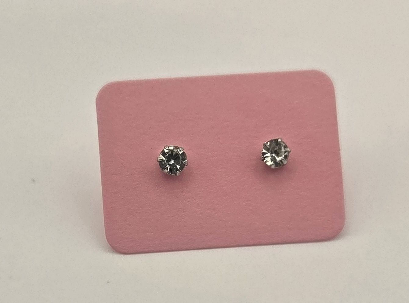 Ohrringe & -stecker: Glitzernde Ohrstecker klein – neu – Neu (gemäss Beschreibung) aus Luzern von .Skylake.