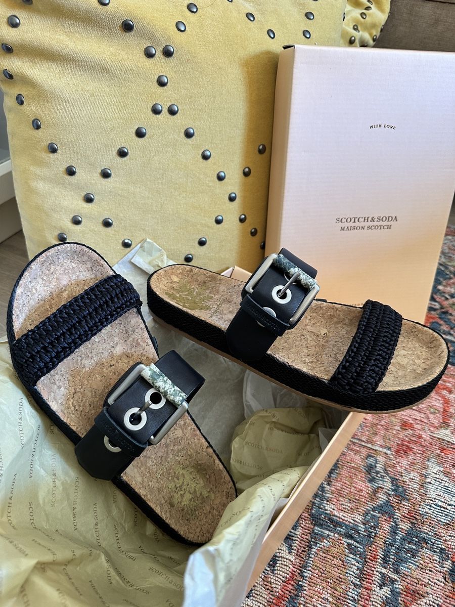 Maison Scotch Scarpe da donna: 50% off OP! MAISON SCOTCH leather slides, 38, worn once! – Nuovo (secondo la descrizione) da Wermatswil venduto da Alkinoe