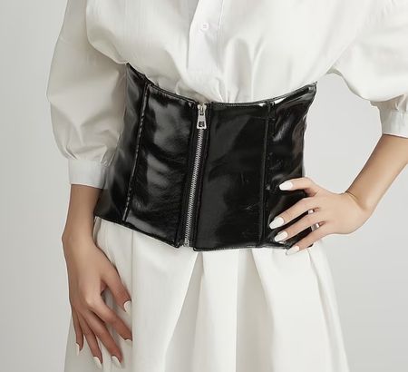 Corsetto simipelle nero con cerniera👌tgM/L-nuovo