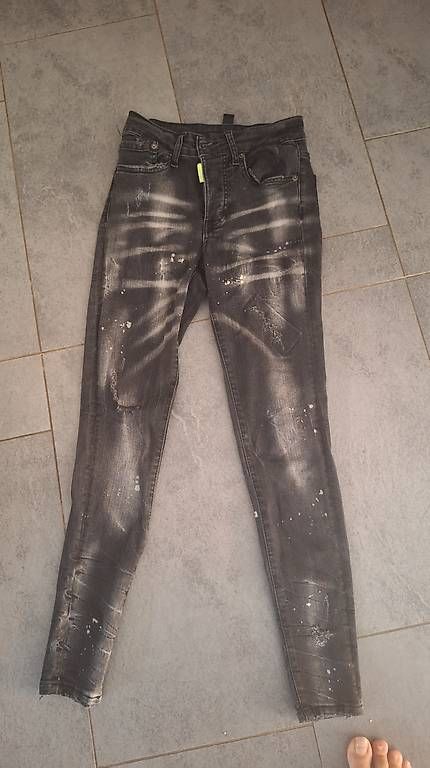 Dsquared2 Jeans: Jeans Grösse 38 DE wie neu – Neu (gemäss Beschreibung) aus Neuhausen von eliana2
