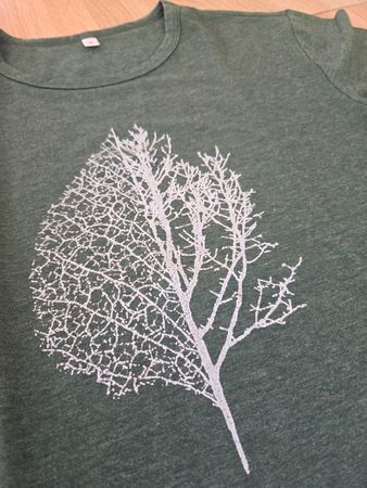 T-shirt vert avec motif feuille blanc taille S neuf