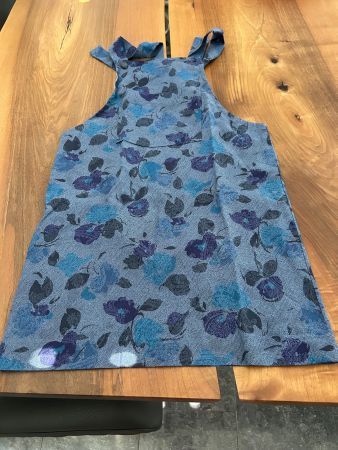 Kleid Blumenmuster Blau Grösse 146/152 guter Zustand