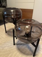 2er Set moderne Designer-Tischlampen mit Glühbirne