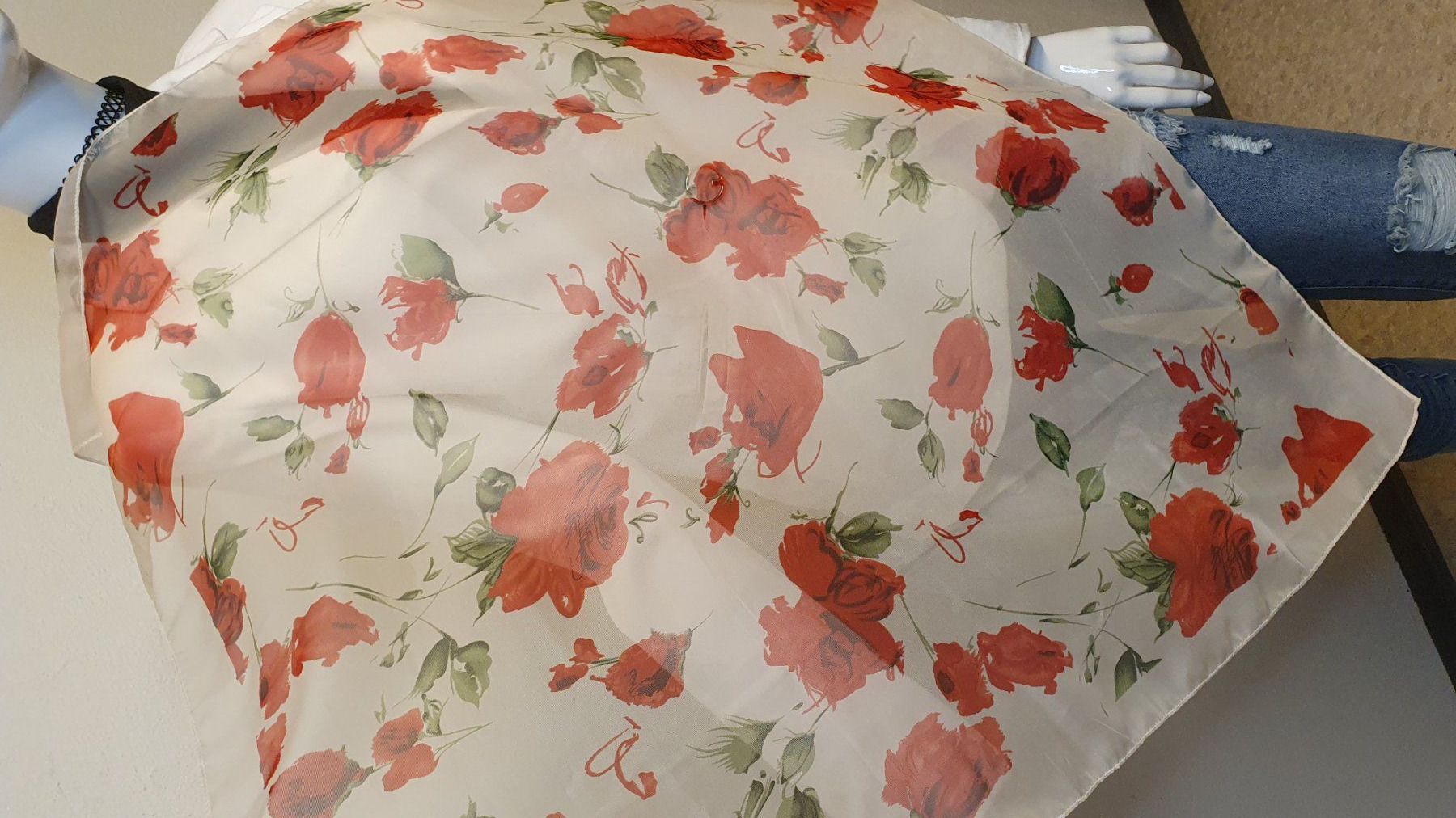 Foulard & Sciarpe: Sehr Altes  Foulard – Usato da Wald ZH venduto da Martin79 3