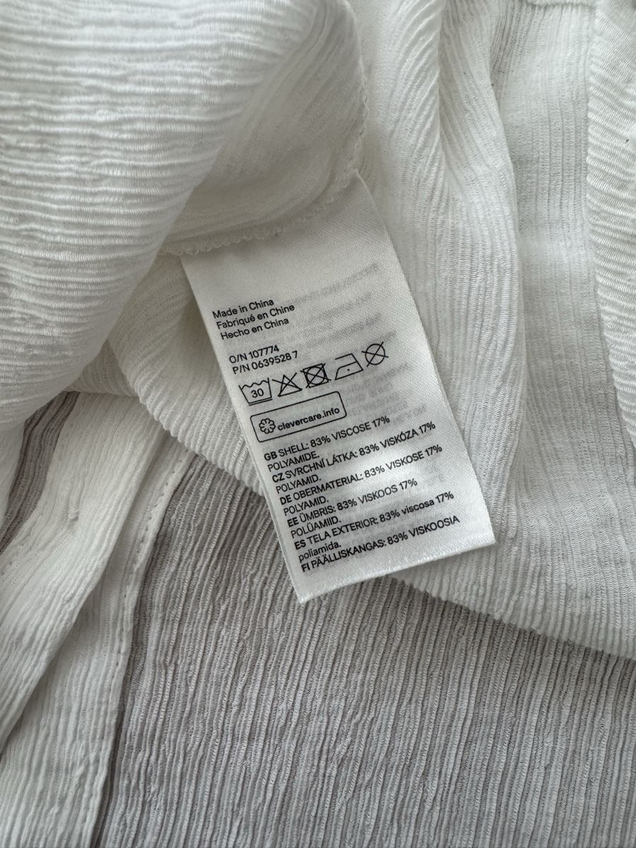 H&M Camicette: H&M - Shirt, Gr. 34 – Usato da Interlaken venduto da fbnscl 3