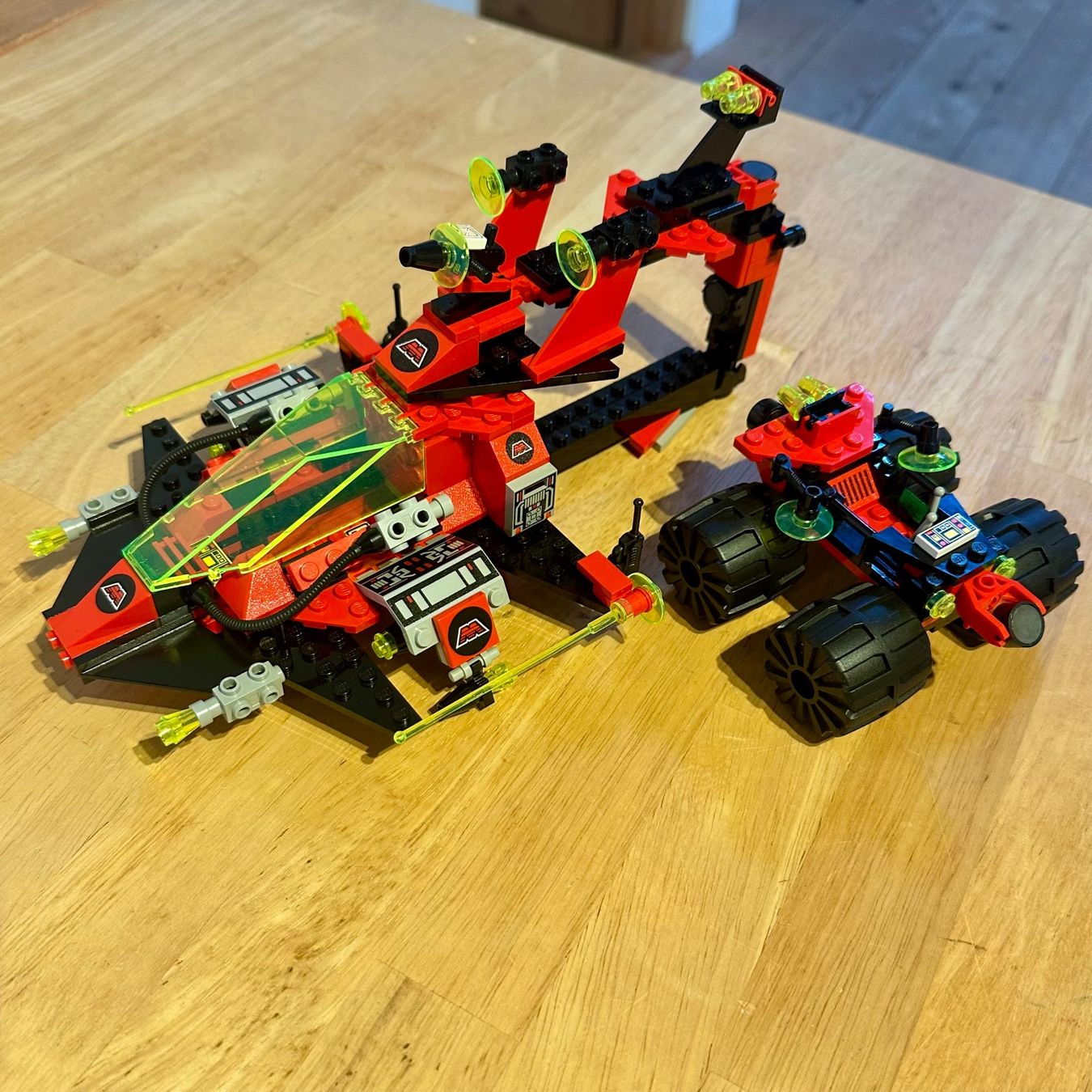 Lego Kit di costruzioni: Lego Space M-Tron 6862 Super Model complet avec instructions – Usato da Arnex-sur-Orbe venduto da Kikoudoox2 3
