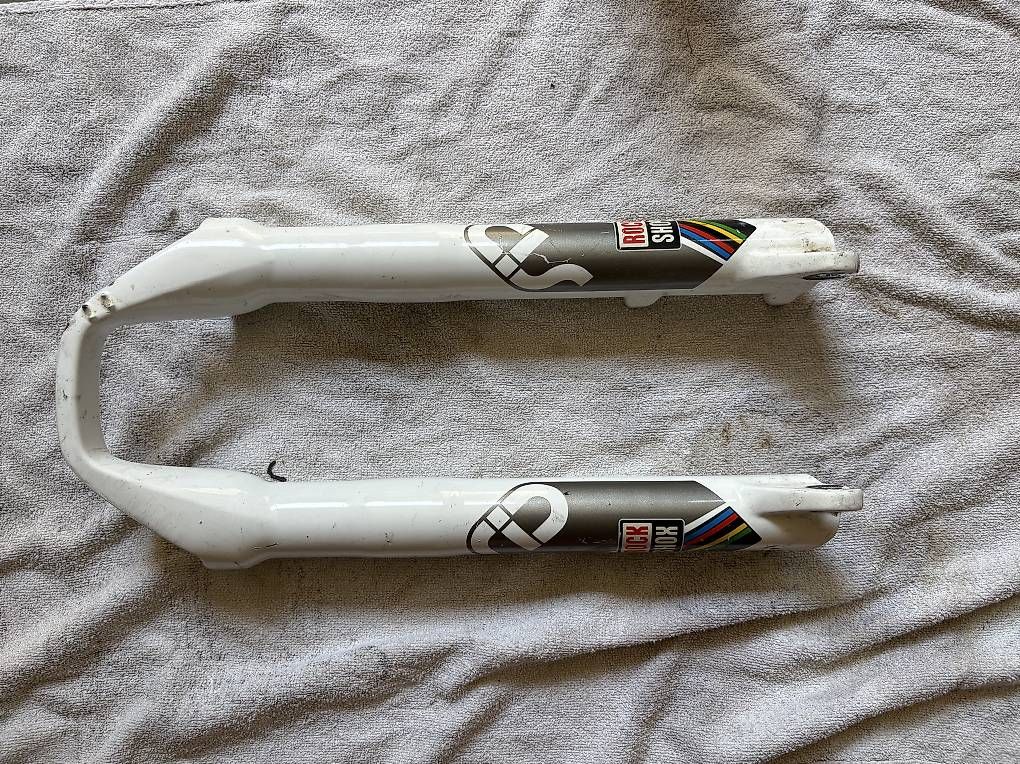 Pezzi di ricambio: ROCK SHOX SID WORLD CUP UNTERROHR 26" – Usato da Solothurn venduto da Kuesel1