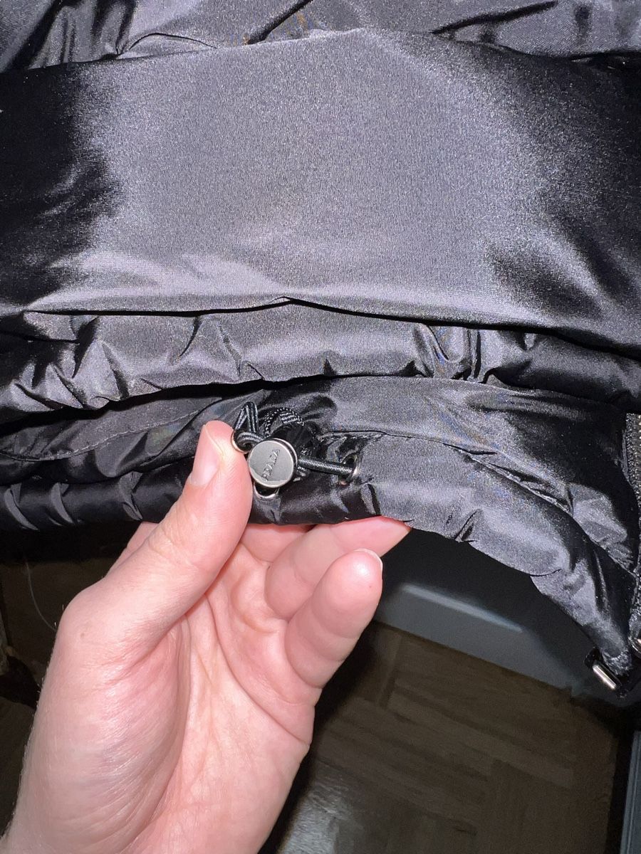 Prada Giacche: Prada Re-Nylon Down Jacket Men IT Size 56 / Large – Usato da Zürich venduto da ralph__ 9