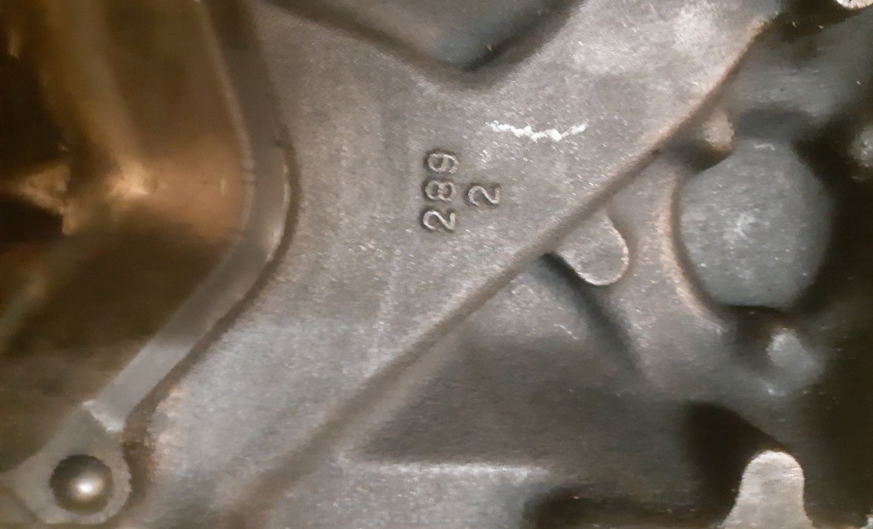 Ford Tutti pezzi di ricambio auto: Ansaugspinne Vierfach  Ford – Usato da Niedergösgen venduto da usc_2h5n 3