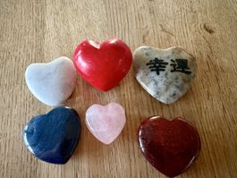 6 Her heart-shaped stones with blessings for luck 🍀, stones