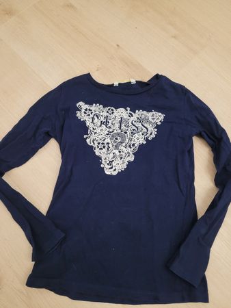 dünner Pullover Gr. 128 guess