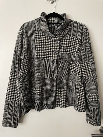 Jacke GIX schwarz creme gemustert Grösse 44 gebraucht