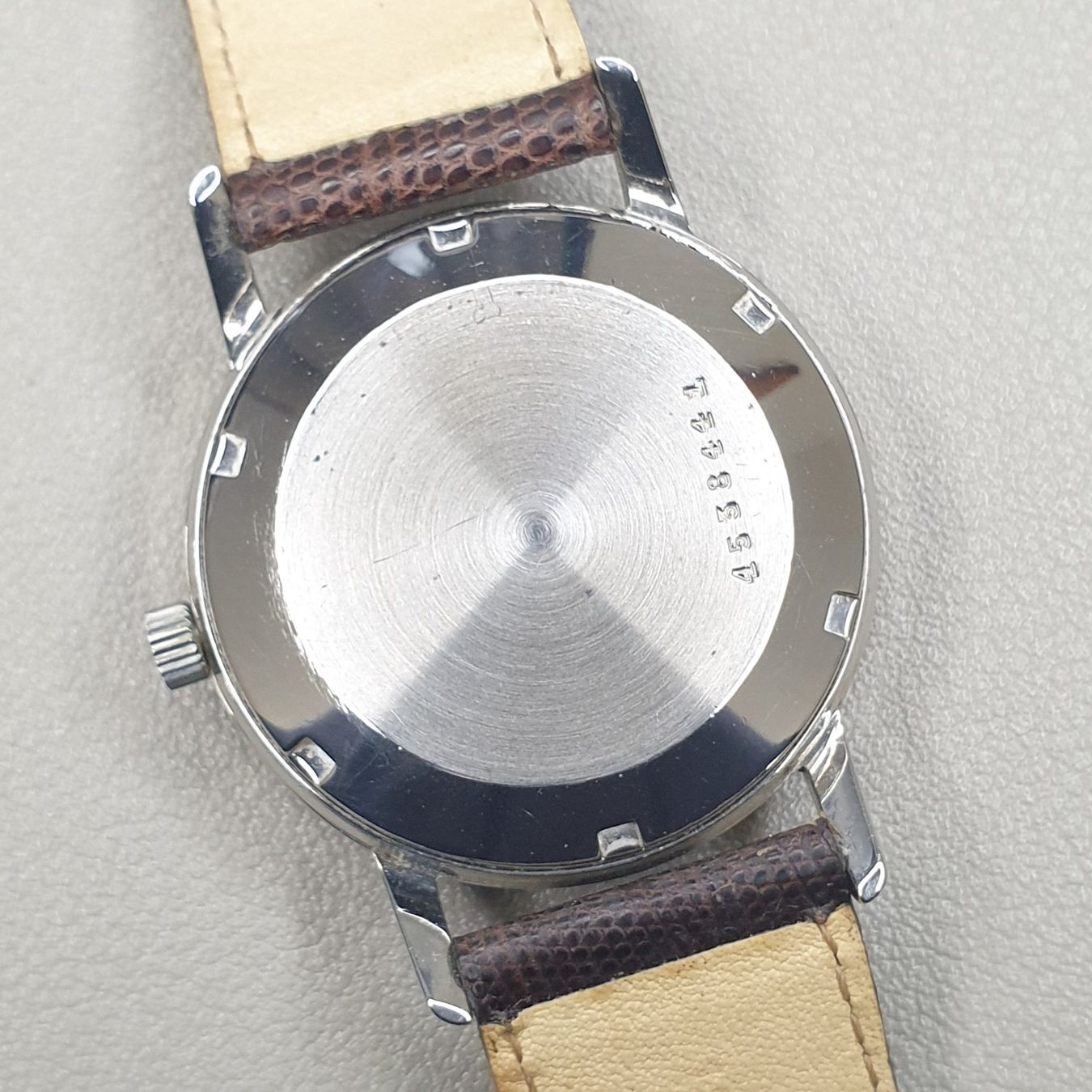 Eterna Uhren: Eterna Matic - 33mm – Gebraucht aus Neyruz FR von  1