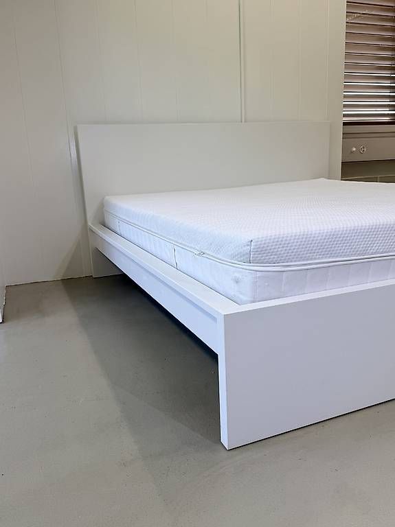 Ikea Betten: Lit malm complet blanc possible transport – Gebraucht aus Biel/Bienne von secondstore 3