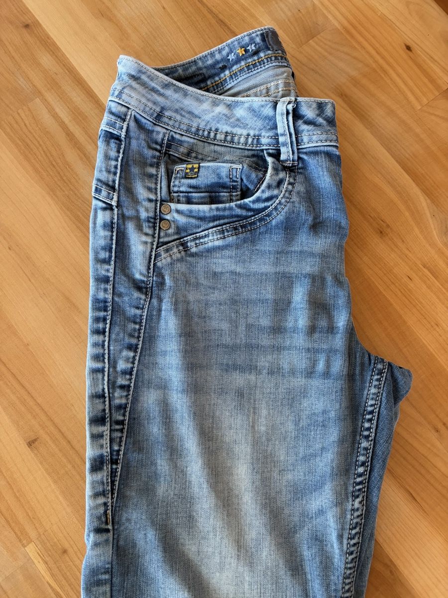 Jeans: Damen Jeans Hosen von Multiblu Gr. 36 – Usato da Rümlang venduto da euqinom16 4