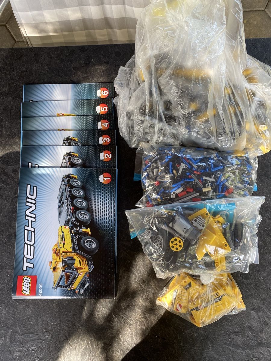 Lego Kit di costruzioni: Lego Mobiler Schwerlastkran #42009 – Usato da Egliswil venduto da sil_x8hr 1
