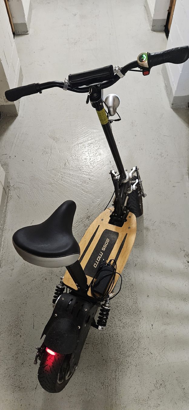 Elektromobile: E-Scooter – Neu und originalverpackt aus Berneck von mau_6z9r 1