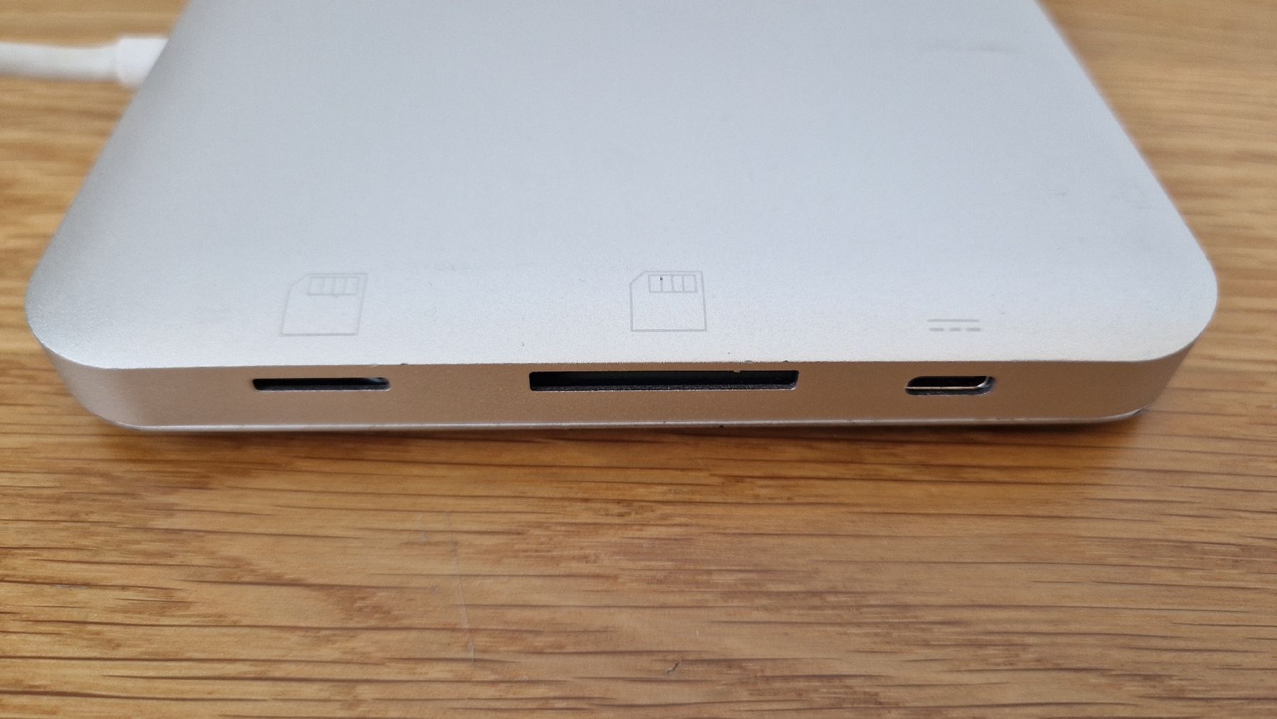 Docking station: Digitus Universal Docking Station USB 3.1 Type C MicroSD SD – Usato da Zürich venduto da zei_5xkm 3