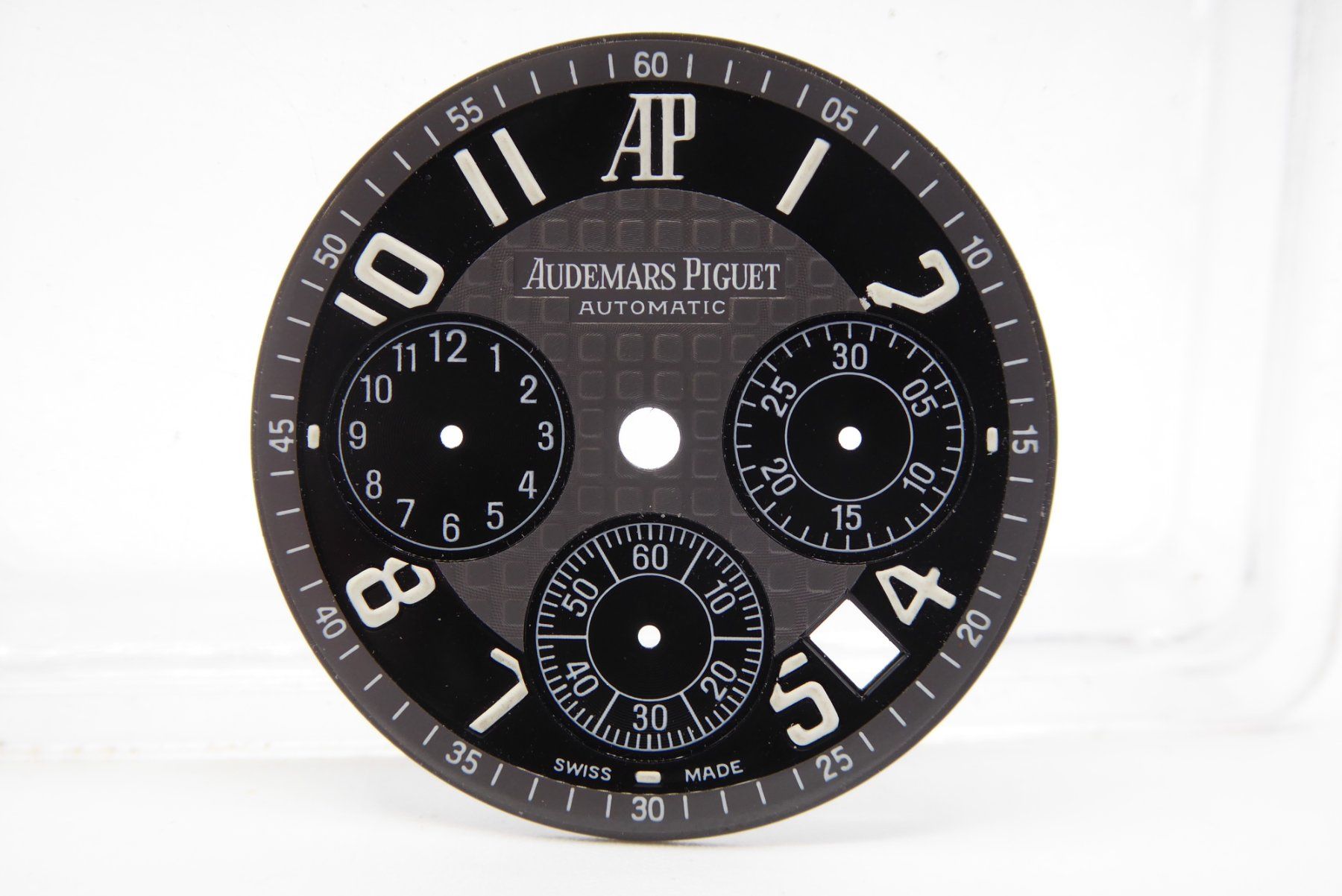 Audemars Piguet Orologi: Audemars Piguet Royal Oak Chrono 26041TI – Nuovo (secondo la descrizione) da Geneve venduto da adr_xk6n 1